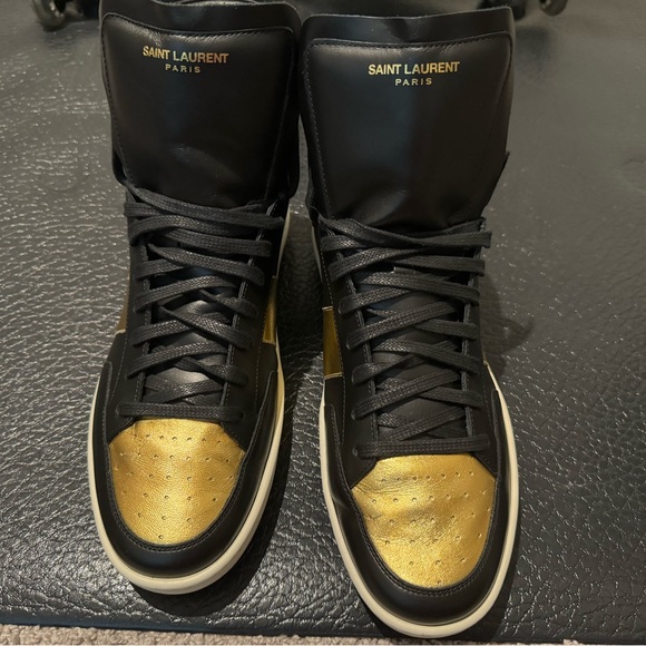 💯Authentic. Men Saint Laurent sneaker’s. These are a rare find. - Picture 1 of 16